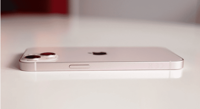 iPhone 13 - Image 8