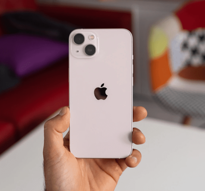 iPhone 13 - Image 9